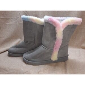 Fab Kids Ankle High Boots Gray Size 1 Girls Fuzzy Rainbow Trim Faux Suede